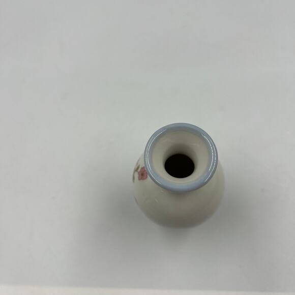 Vintage Otagiri Floral White Bud Vase Mini Pink Blue Yellow Blooms Japan Made - Picture 9 of 9